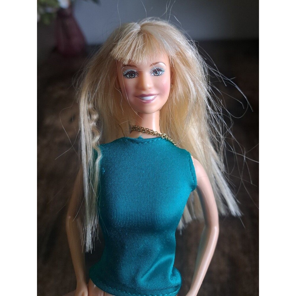 Hannah Montana doll